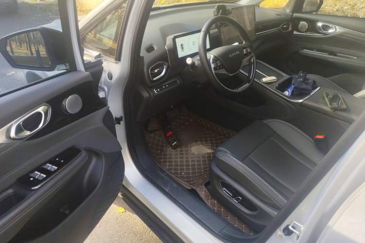 Used AION V 2024 Plus 70 Star Edition Ternary Lithium
