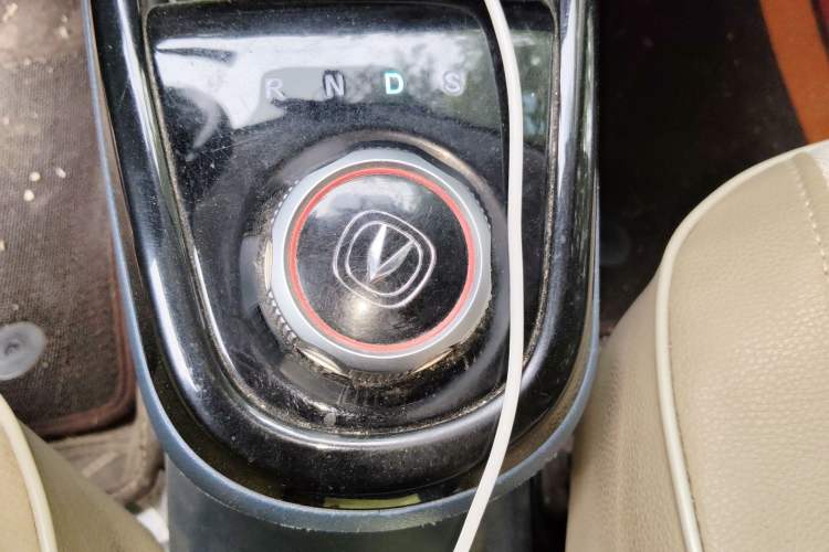 Used CHANGAN Benni E-Star 2021 National Edition XinYi Edition Lithium Iron Phosphate (31.86 kWh) Gear Lever