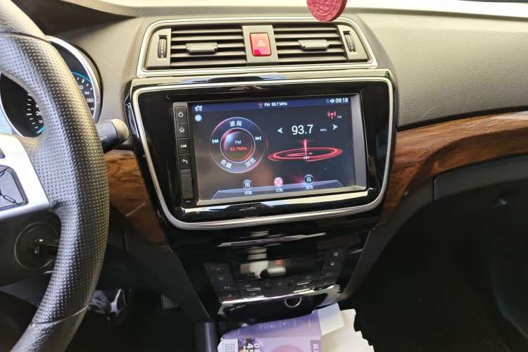 Used BAIC Weiwang S50 2016 1.5T CVT Joyful Elite Edition
