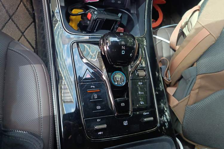 Used BYD Han 2022 DM-i 121KM Prestige Model Gear Lever