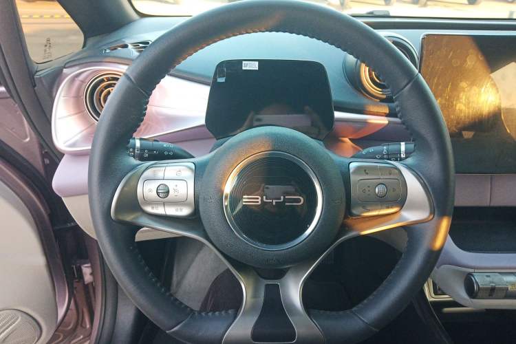 Used BYD Dolphin 2021 405 km Fashion Edition