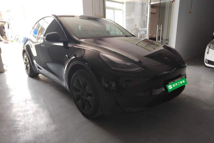 Used Tesla Model Y 2023 Rear-Wheel-Drive Version Exterior 1