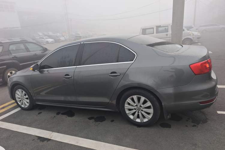 Used Volkswagen Sagitar 2014 Revised Version 1.4TSI Automatic Luxury Edition