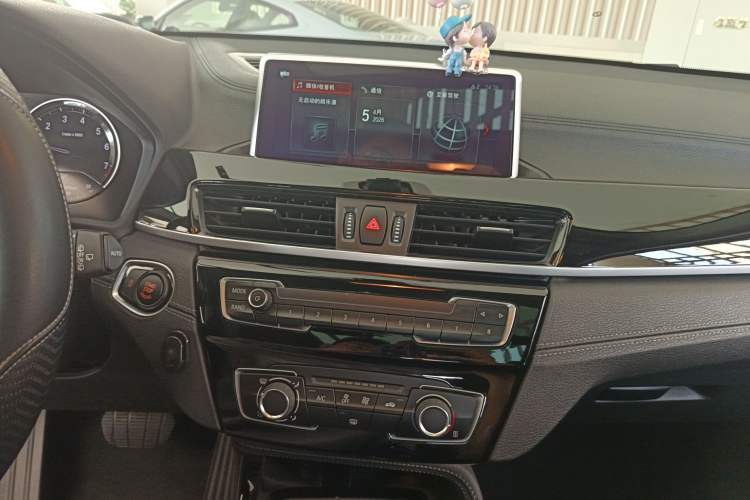 Used BMW X2 2019 sDrive20i M Sport Package China VI Emission Standard Audio And AC Panel