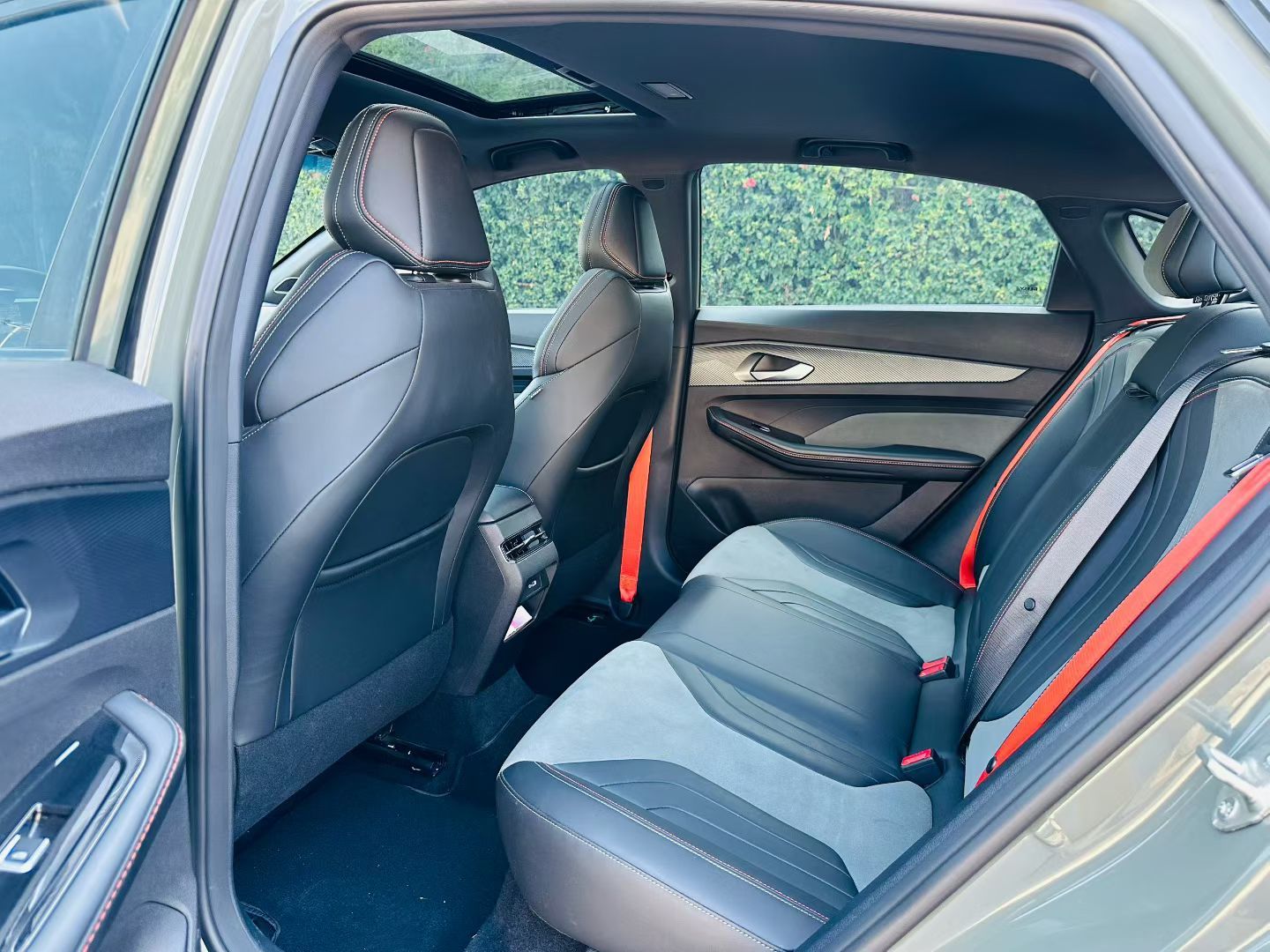 Geely Auto Binray 2022 Binrui COOL 1.5T DCT Electric Edition — снимка 20