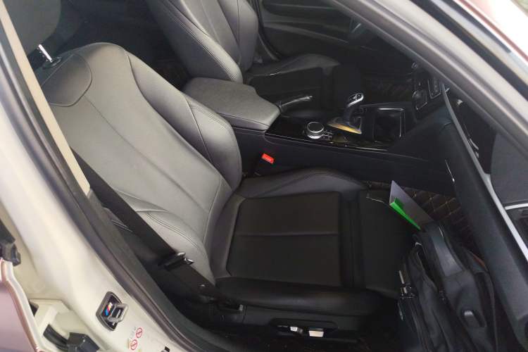 Used BMW 3 Series 2018 320Li Leading Model M Sport Package