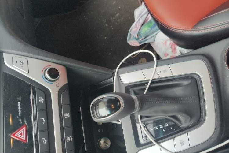 Used Hyundai Elantra (6th Generation / Lingdong) 2016 1.6L Automatic ZhiXuan – Elite Version
