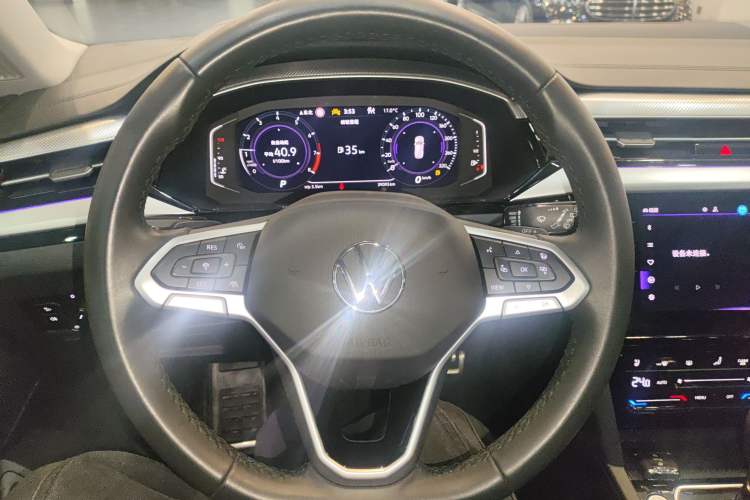 Used Volkswagen FAW-Volkswagen CC 2023 Hunting Vehicle 380TSI Hunter's Heart Edition