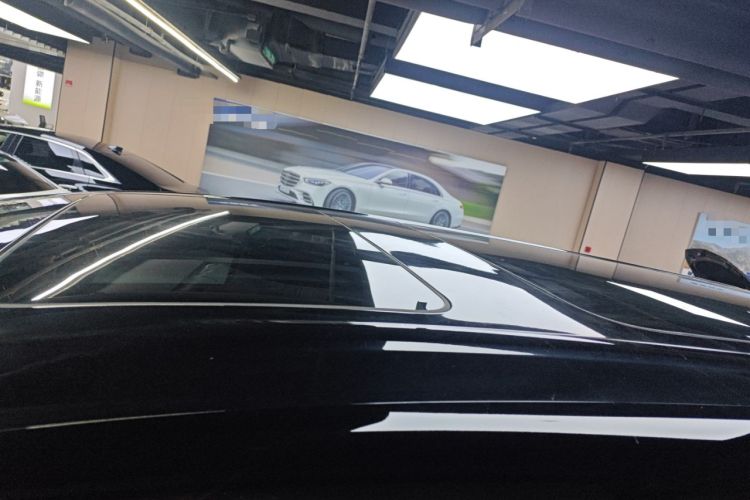 Used Denza D9 2022 DM-i 1040 Prestige Model
