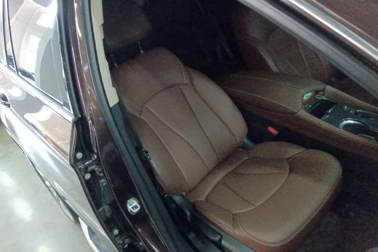 Used Buick Envision 2021 532T Two-Wheel-Drive Elite Version Right Front Seat