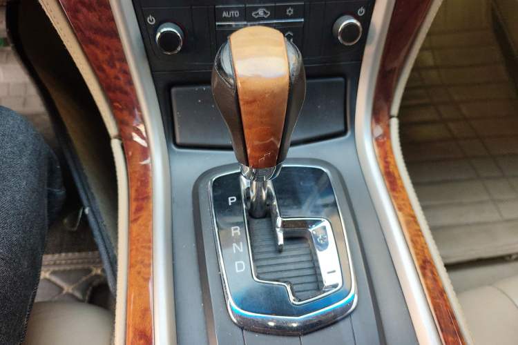 Used Cadillac SLS Seville 2010 3.0L Elite Edition