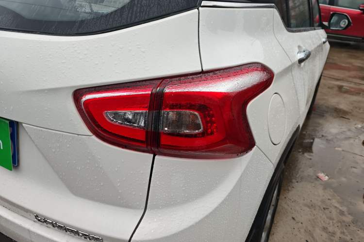 Used Baojun 510 2017 1.5L Manual Fashion Model
