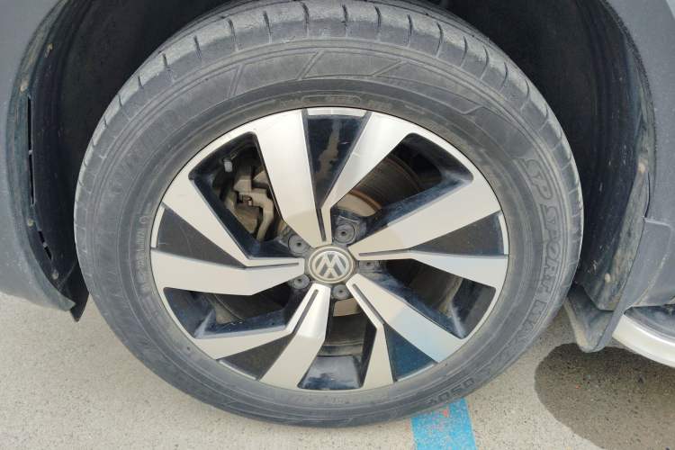 Used Volkswagen Tayron 2020 280TSI Two-Wheel Drive Luxury Connect Edition
