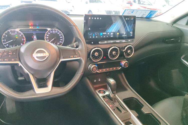 Used Nissan Sylphy 2023 1.6L CVT Enjoyment Edition Center Console