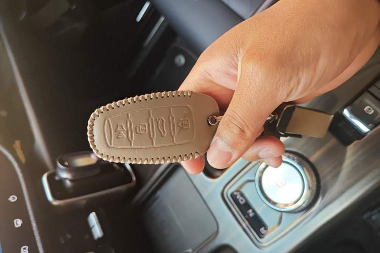 Used Haval DARGO 2021 2.0T DCT Two-Wheel Drive Chinese Mastiff Edition Vehicle Key