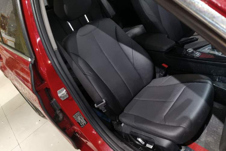 Used BMW 3 Series 2017 320Li Fashion Model
