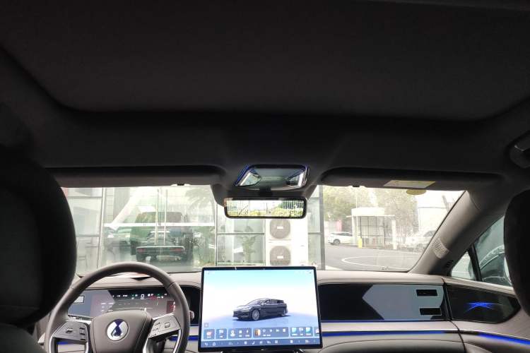 Used Denza Z9 2024 1100 km Four-Wheel Drive Max Version
