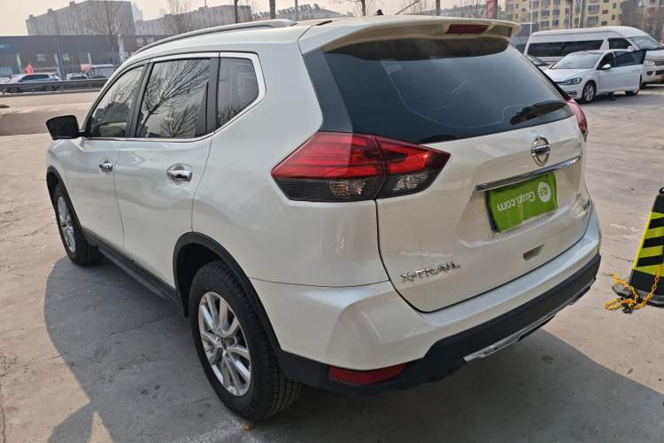 Used Nissan X-Trail 2023 Classic 2.0L Two-Wheel Drive Smart Connect Premium Edition
