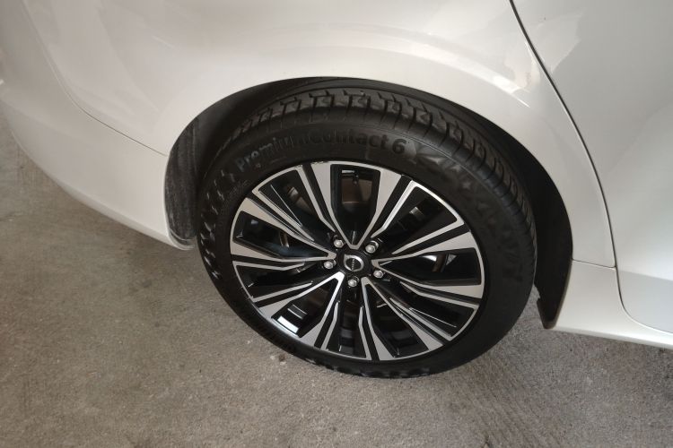 Used Volvo V60 2024 B5 Zhiyuan Luxury Edition