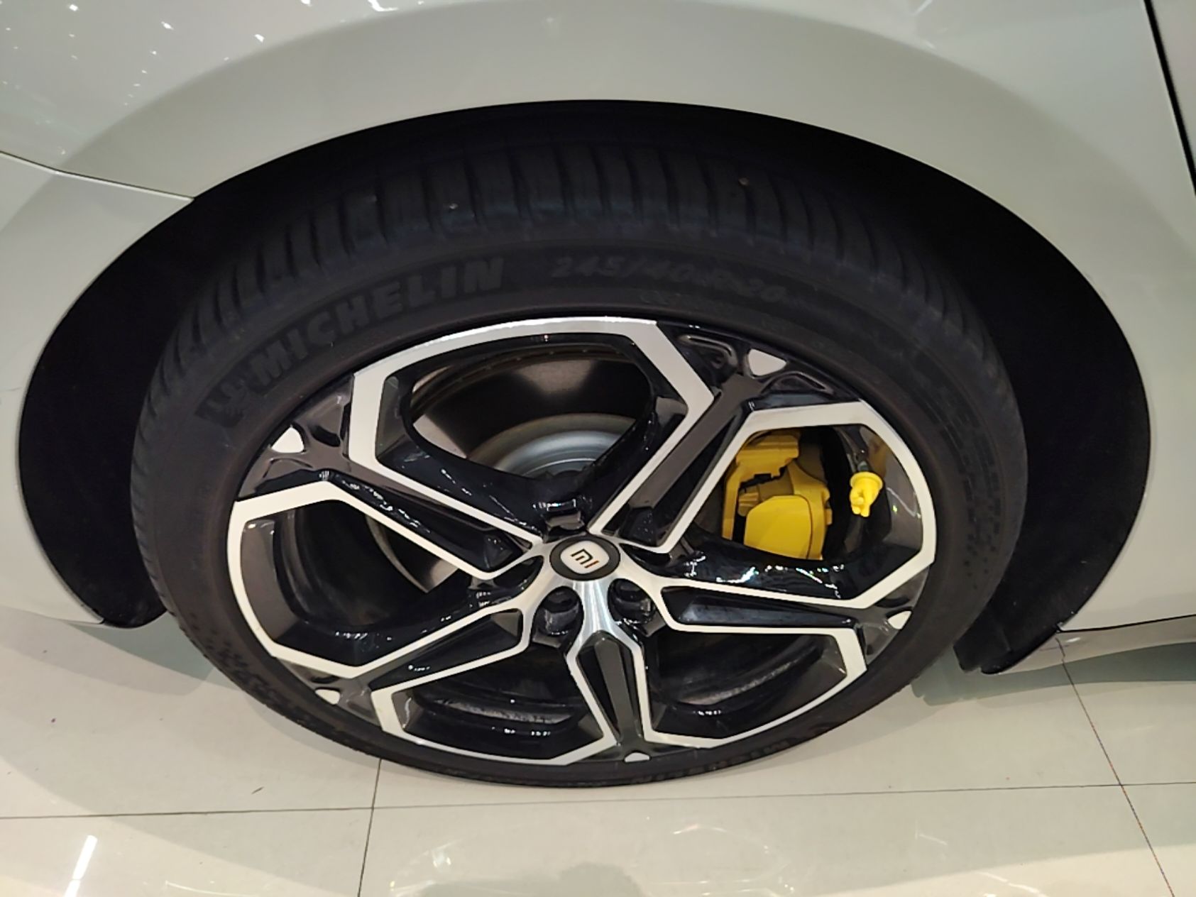 Xiaomi Auto SU7 2024 Rear-Drive Long-Range Intelligent Driving Version — снимка 11