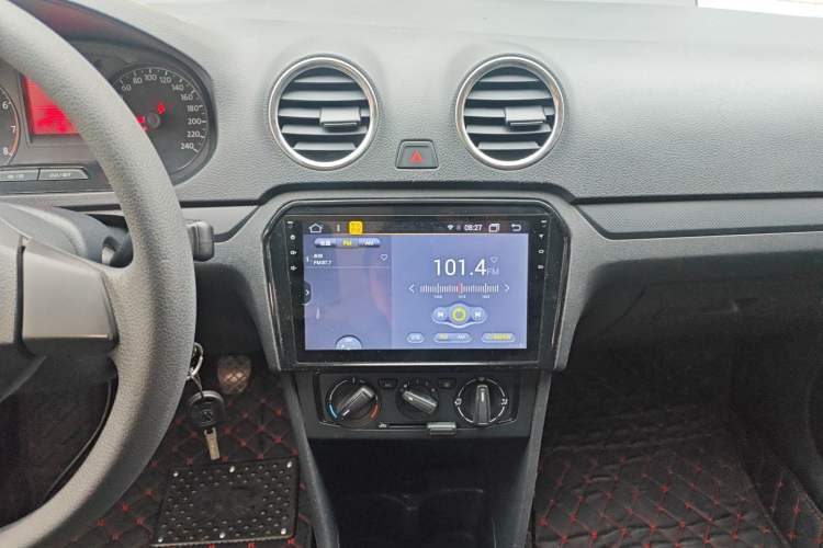 Used Volkswagen Jetta 2015 Value Edition 1.6L Manual Fashionable Style
