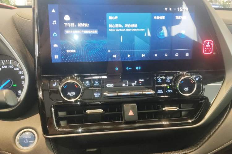 Used Toyota Highlander 2022 Dual-Engine 2.5L Four-Wheel Drive Prestige Version 7 Seats Audio And AC Panel