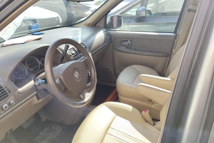 Used Buick GL8 2014 2.4L Classic Edition
