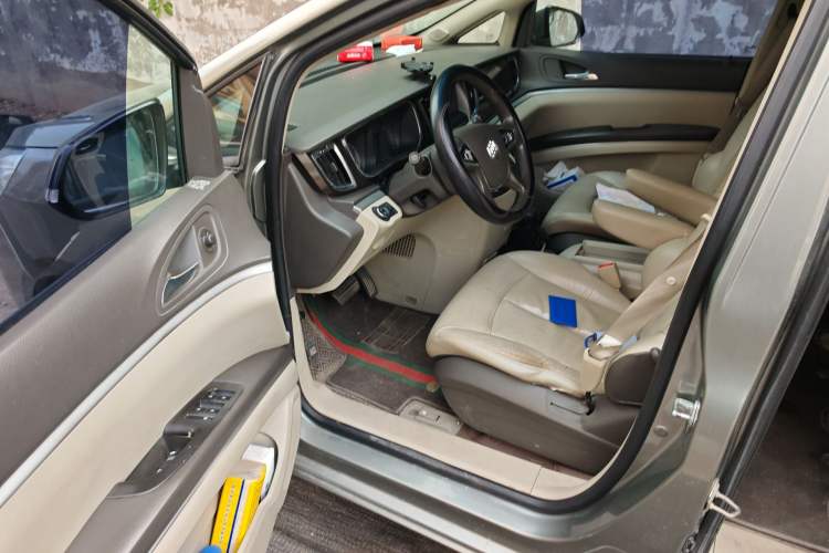 Used Buick GL8 2011 2.4L LT Luxury Business Executive Edition Driver Seat