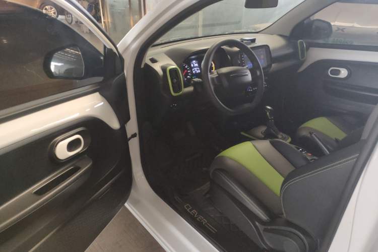 Used Roewe Clever 2021 302km Excellence Edition
