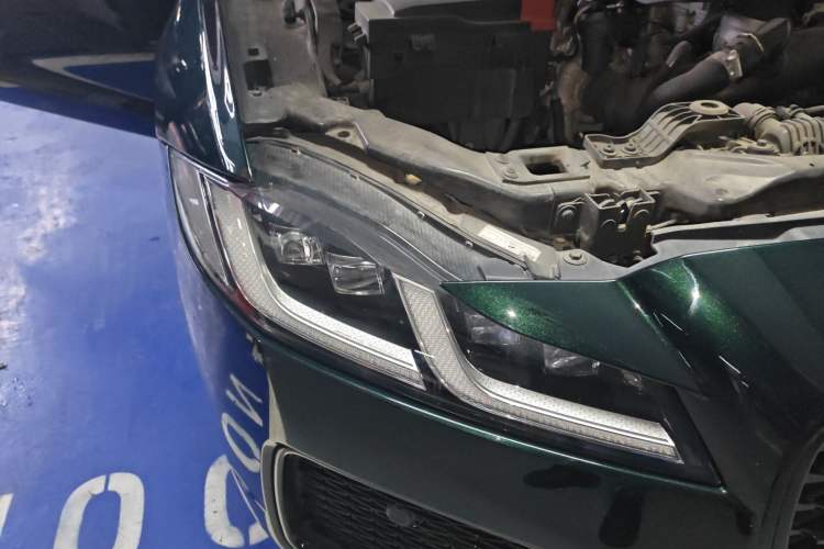 Used Jaguar XFL 2022 XFL 2.0T P300 Four-Wheel-Drive Flagship Sport Edition
