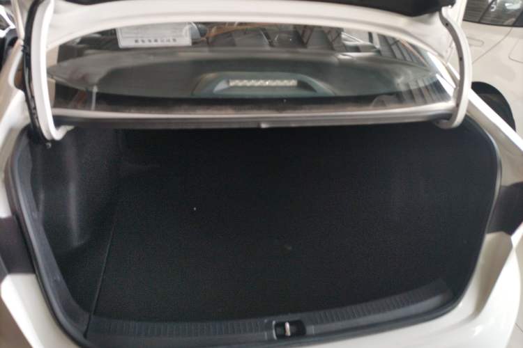 Used Toyota Levin 2023 Smart Electric Hybrid Dual-Engine 1.8L Sport Edition