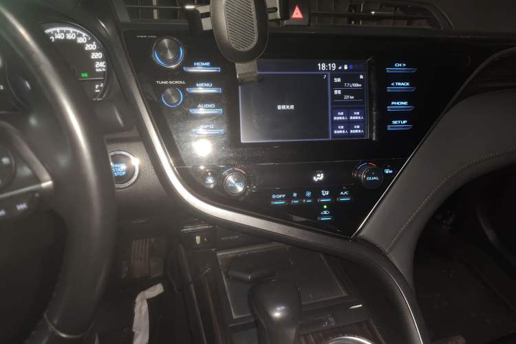 Used Toyota Camry 2018 2.0G Luxury Edition
