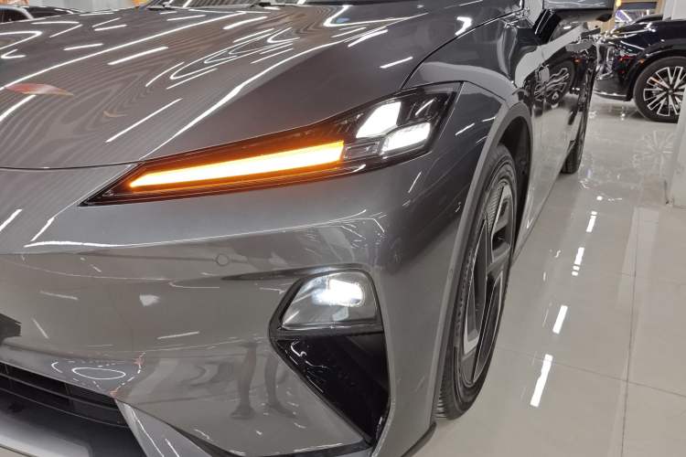 Used Deepal L07 2025 530 Ultra Qiankun Intelligent Driving ADS SE Pure Electric Version
