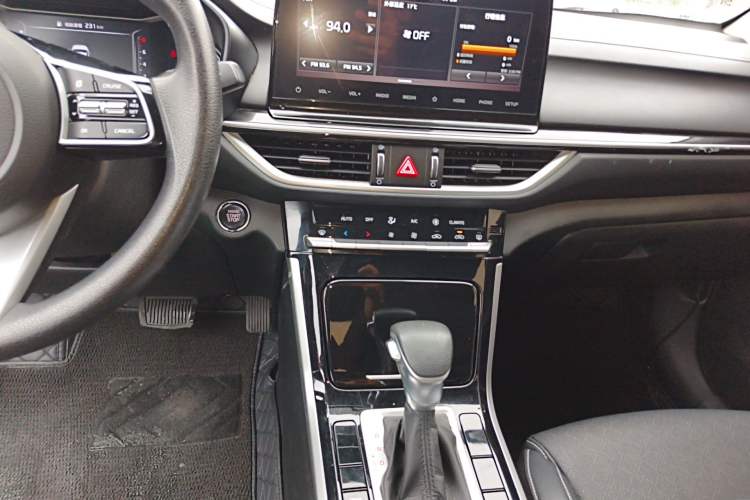 Used Kia K3 2021 1.5L CVT Fashion Edition Audio And AC Panel