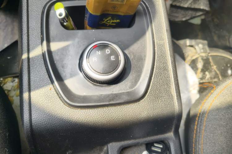 Used Karry Jiangtun E6 2024 Gotion 38.7 kWh Kuaxin Edition Gear Lever