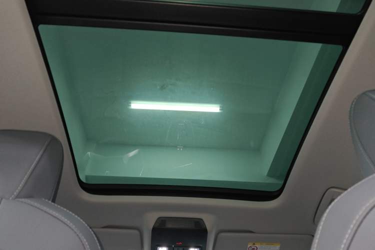 Used Audi Q5 e-tron 2023 40 e-tron Starry Edition Mecha Kit
