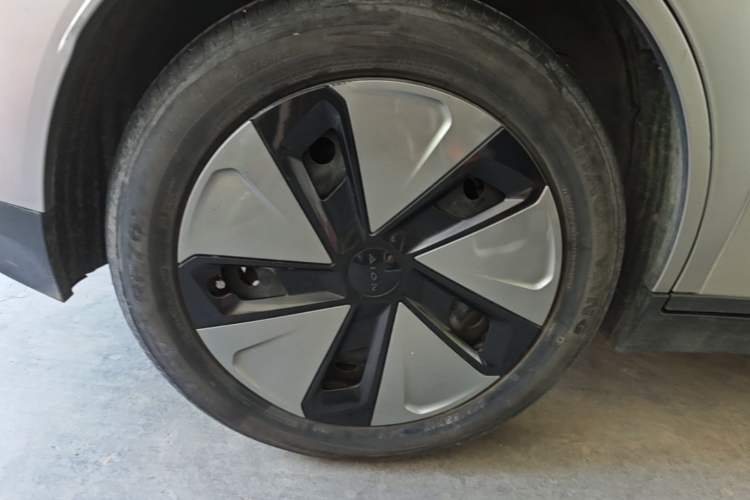 Used AION Y 2023 Plus 510 Enjoy Edition