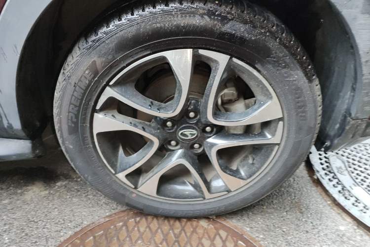 Used Soueast DX7 2017 1.5T Automatic Glory Edition