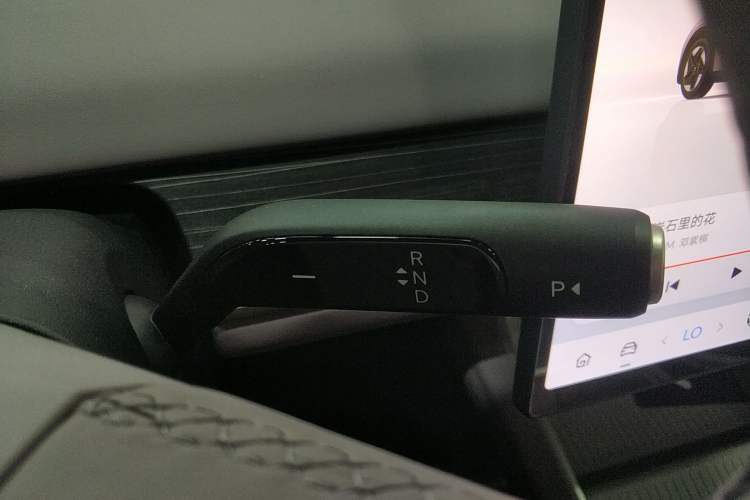 Used ONVO L60 2024 60 kWh Rear-Drive Version
