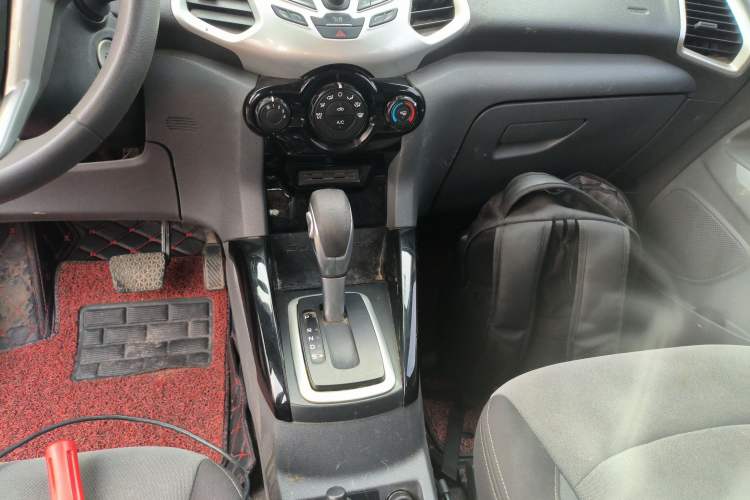 Used Ford EcoSport 2013 1.5L Automatic Fashion Model