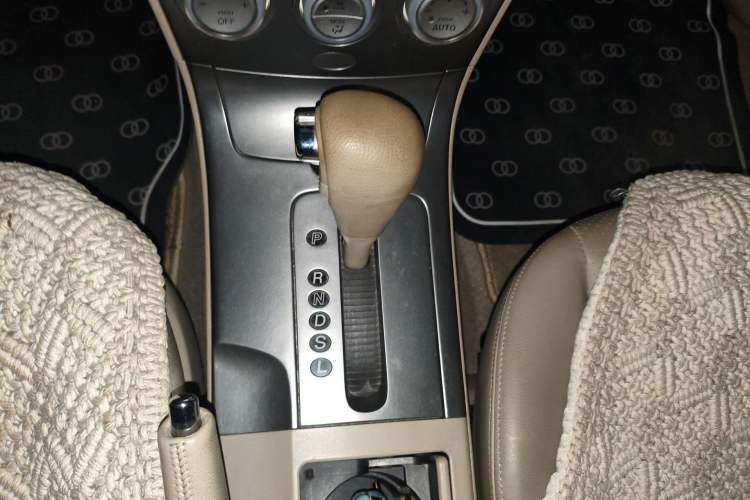 Used Mazda 6 2004 2.0L Automatic Luxury Version