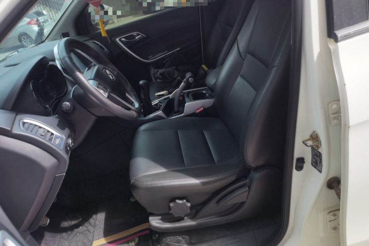Used JMC Yusheng S350 2013 2.0T Manual 4x4 Gasoline Ultra-Luxury 5-Seater Left Front Seat