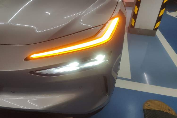 Used ONVO L60 2024 60 kWh Rear-Drive Version
