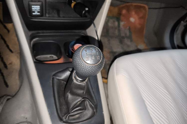 Used Everus S1 2014 1.3L Manual Comfort Edition