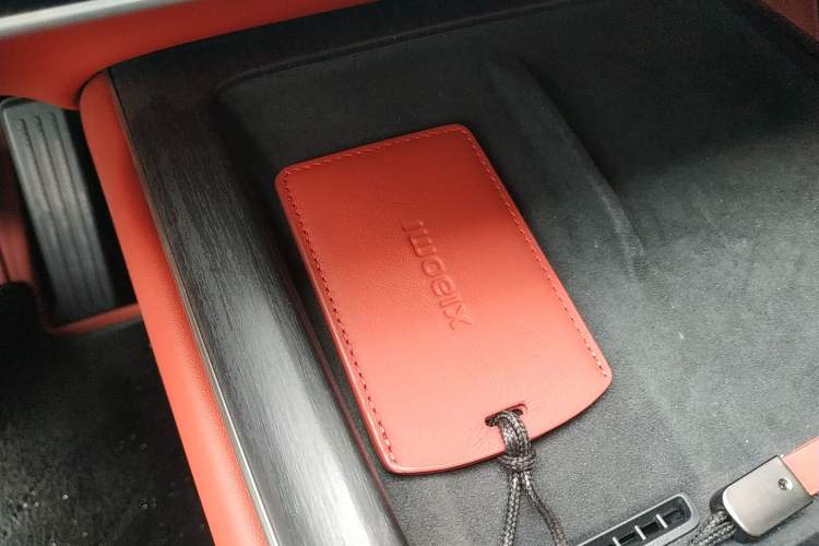 Used Xiaomi Auto SU7 2024 Rear-Drive Long-Range Intelligent Driving Version

