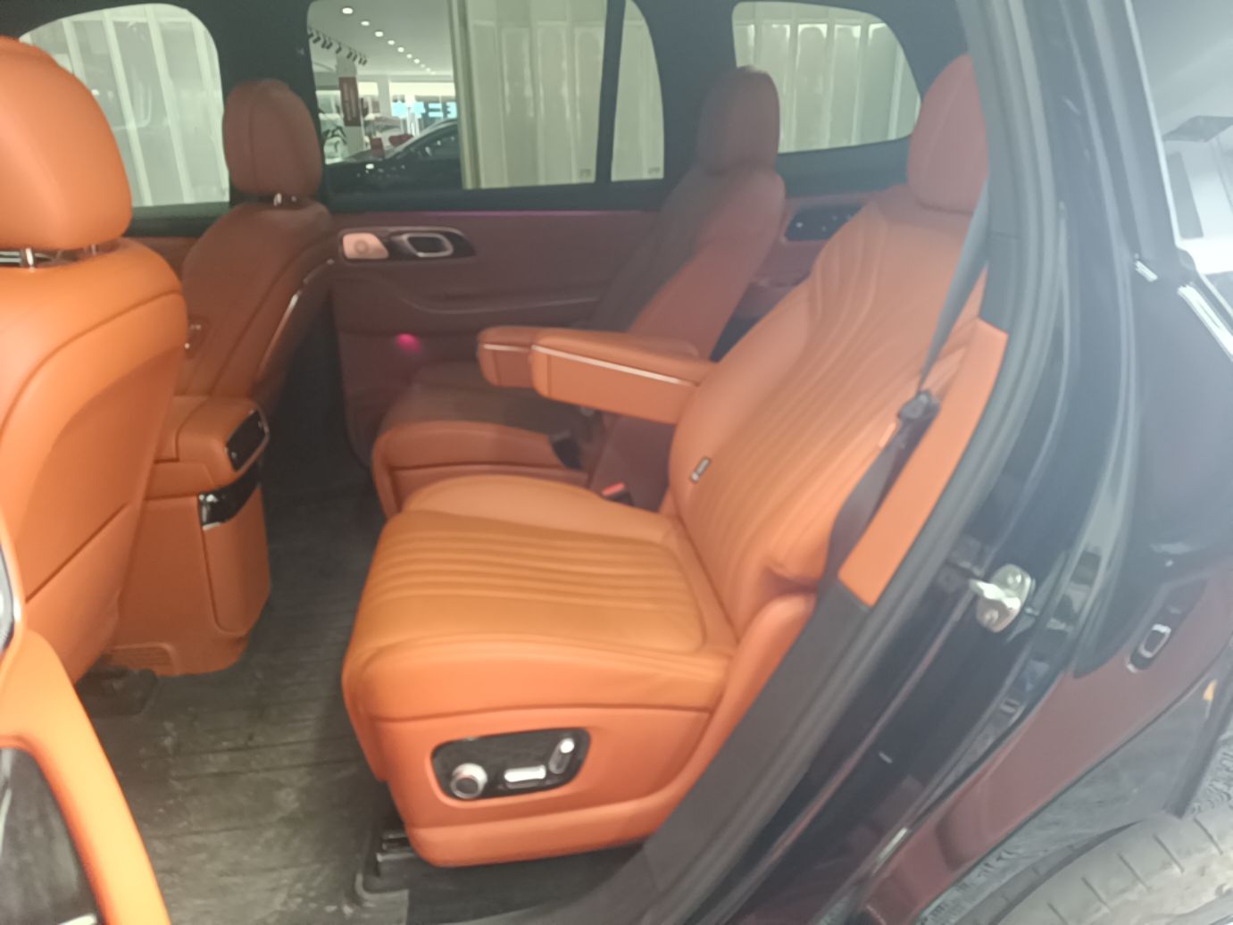 Geely Galaxy M9 2025 Model 210km Four-Wheel-Drive Leading Edition — снимка 20
