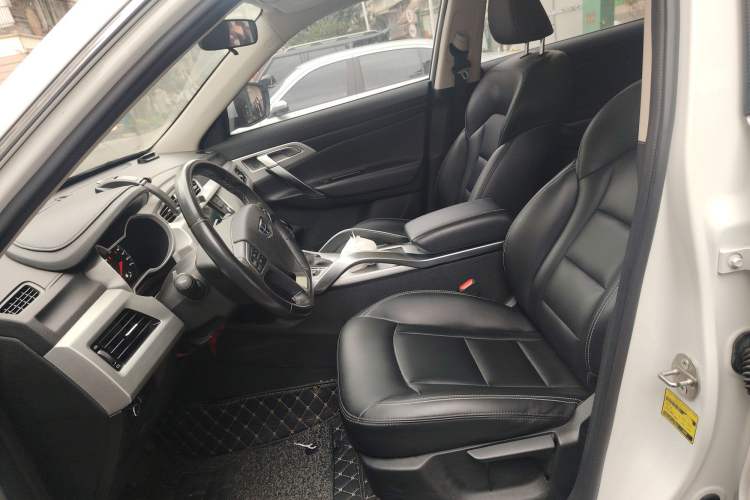 Used Geely Auto Emgrand X7 Sport 2016 1.8TD Automatic Smart Connectivity Version
