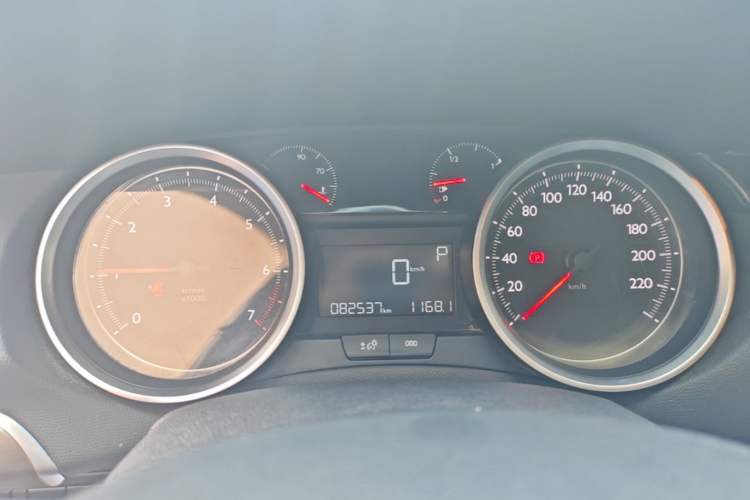 Used Peugeot 408 2015 1.2T Automatic Luxury Edition Instrument Cluster