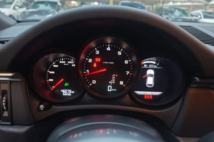 Used Porsche Macan 2020 Macan 2.0T Instrument Cluster