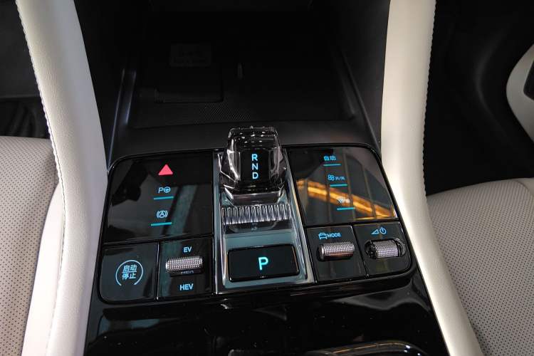 Used BYD Song PLUS New Energy 2025 DM-i Smart Drive 112KM Prestige Model
